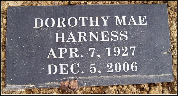 harness-dorothy-mae-tomb-scioto-burial-park.jpg