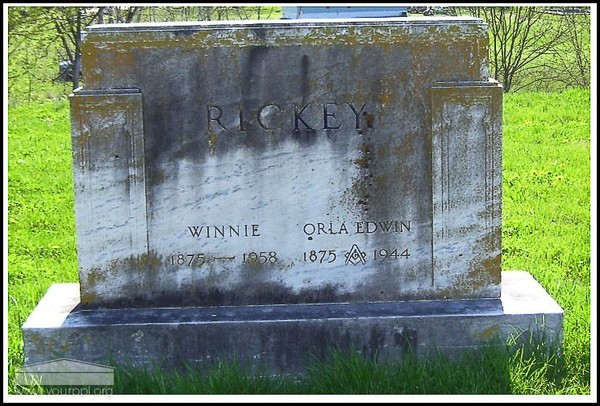 rickey-orla-winnie-tomb-rushtown-cem.jpg