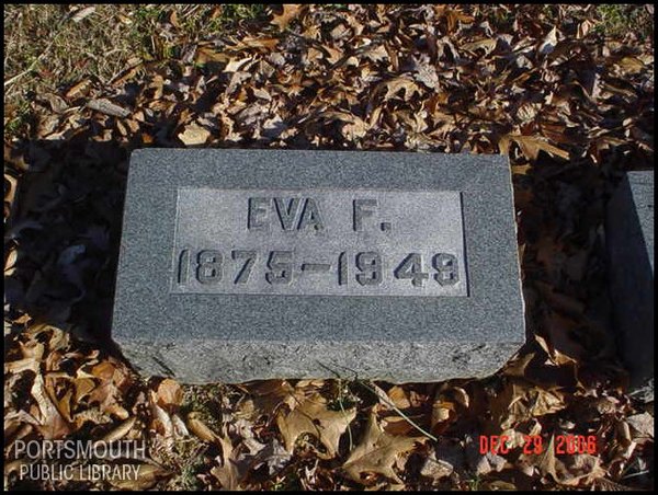 penn-eva-f-tomb-newman-cem.jpg