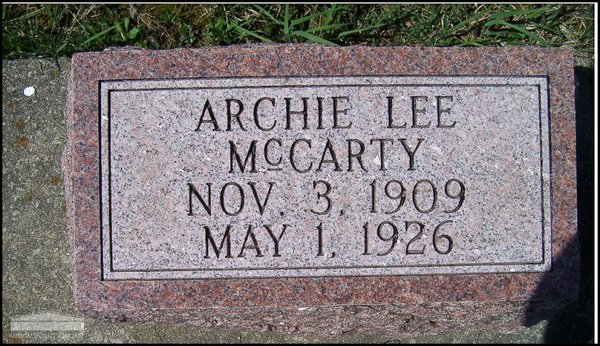 mccarty-archie-lee-tomb-mt-joy-cem.jpg