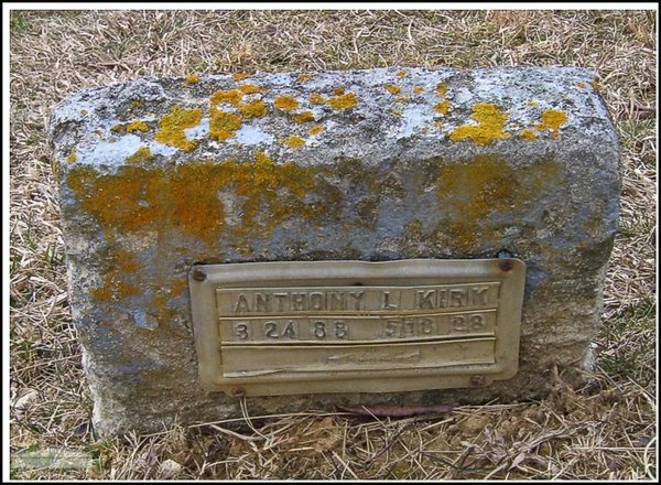 kirk-anthony-tomb-village-cem.jpg