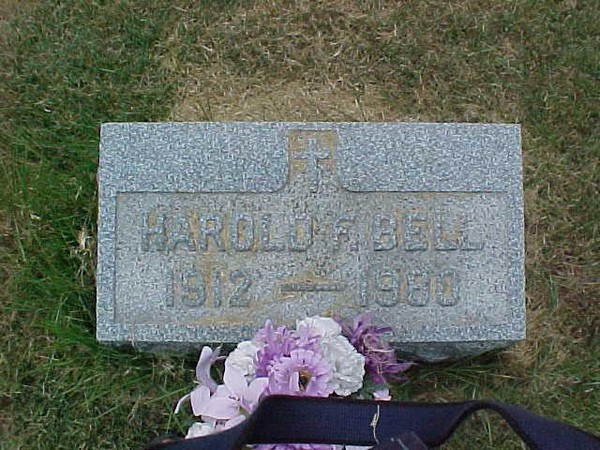 bell-harold-f-tomb-st-patrick-cem.jpg