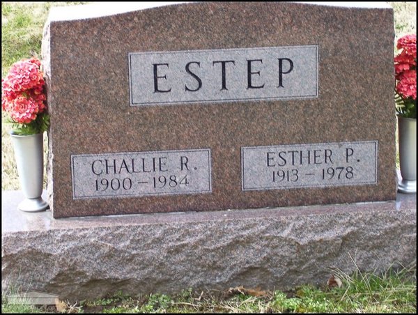 estep-challie-esther-tomb-scioto-burial-park.jpg