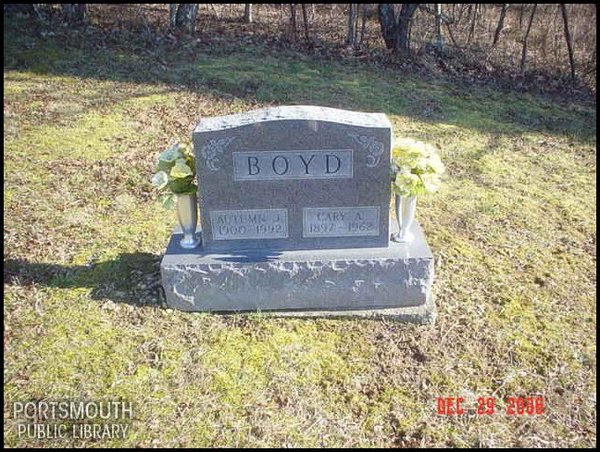 boyd-autumn-cary-tomb-newman-cem.jpg