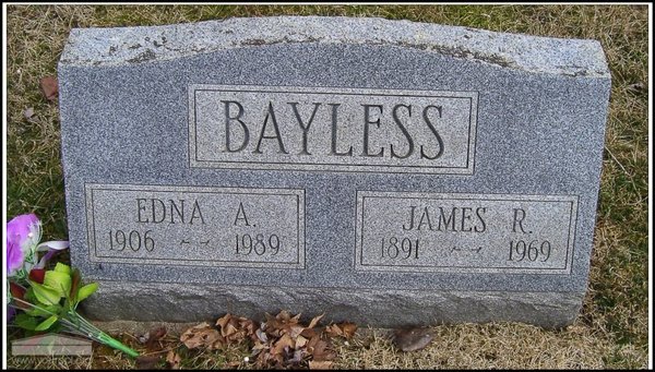 bayless-james-edna-tomb-village-cem.jpg