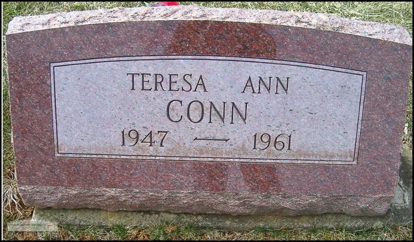 conn-teresa-ann-tomb-village-cem.jpg