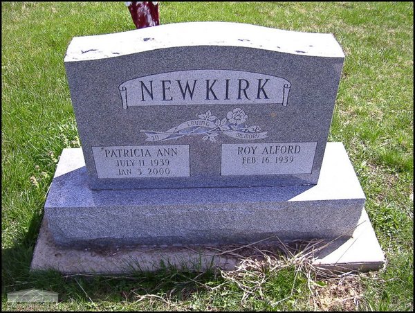 newkirk-roy-patricia-tomb-mt-joy-cem.jpg