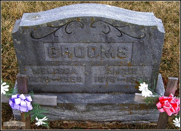 groom-amzie-melissa-tomb-village-cem.jpg