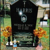 harris-nicholas-tomb-greenlawn-cem.jpg