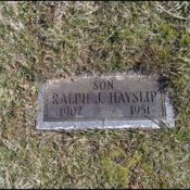 hayslip-ralph-tomb-village-cem.jpg