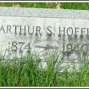 hoffer-arthur-s-tomb-rushtown-cem.jpg