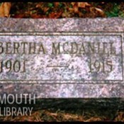 mcdaniel-bertha-tomb-copas-cem.jpg