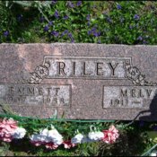 riley-emmett-melva-tomb-mt-joy-cem.jpg