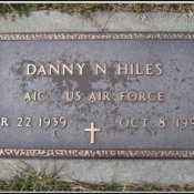hiles-danny-tomb-scioto-burial-park.jpg