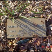 newman-glenn-eugene-tomb-newman-cem.jpg