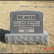 weaver-arthur-ella-wenonah-tomb-newman-cem.jpg