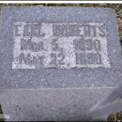 roberts-earl-tomb-west-union-ioof-cem.jpg