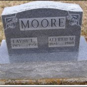 moore-alfred-layne-tomb-village-cem.jpg